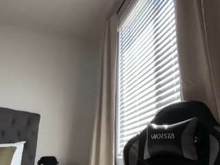 julieee04