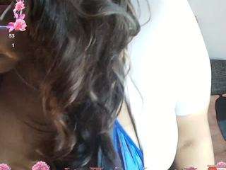 angelahotmature