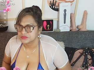 angelahotmature