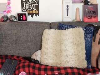 angelahotmature's live room