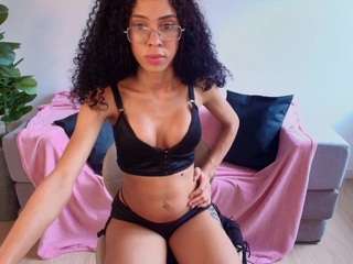 Mora-Dear live cam preview