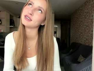 AntionetteDejong live cam preview