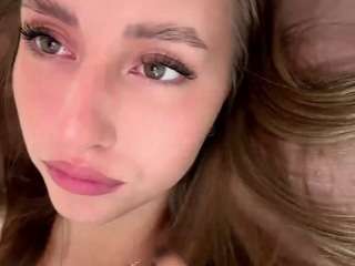 AntionetteDejong live cam preview