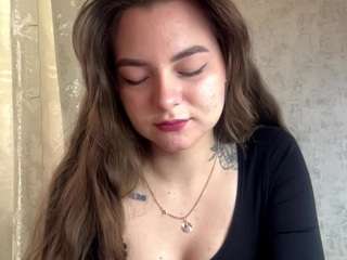 Sarah live cam preview