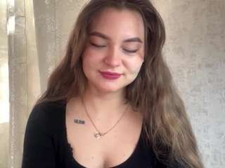 Sarah live cam preview