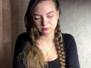 Sarah live cam preview