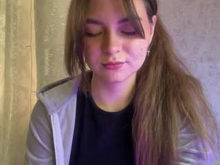 Sarah live cam preview