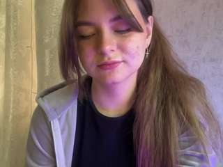 Sarah live cam preview