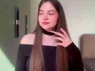 Sarah live cam preview