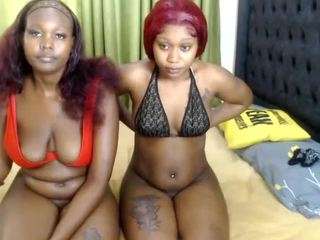 Rox and Anne live cam preview