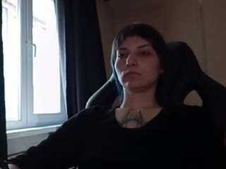Nika live cam preview