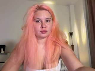 PonyChika live cam preview