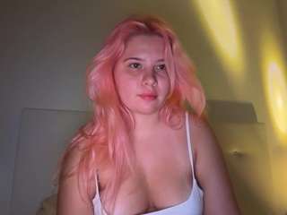 PonyChika live cam preview