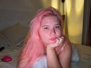 PonyChika live cam preview
