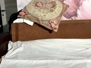 Karola live cam preview