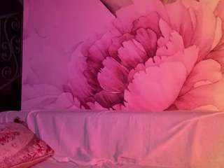 Karola live cam preview