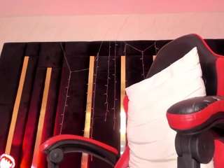 Andrew-Reed live cam preview