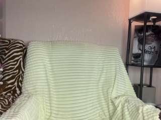 LedaFrugoli live cam preview