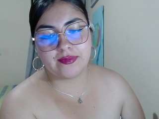 Alejandraa_33