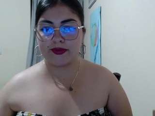 Alejandraa_33