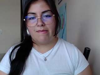 Alejandraa_33