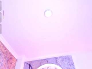 ElaWindsor live cam preview