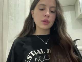 LeontinePedroso live cam preview