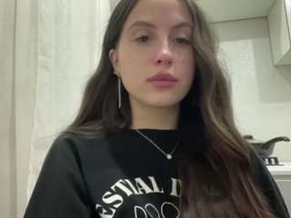 LeontinePedroso live cam preview