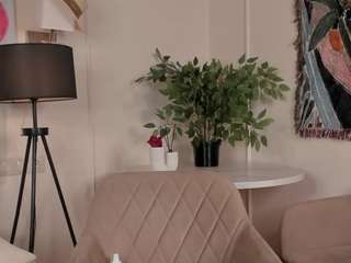 LupePasceri live cam preview