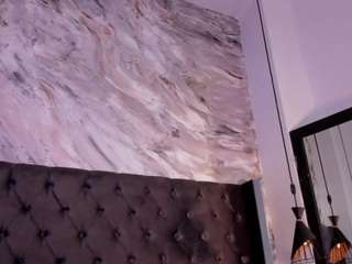 noa-valmont live cam preview