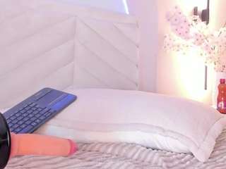 Amy-miller2 live cam preview