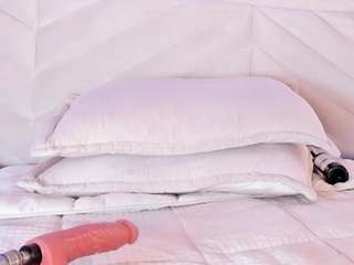 Amy-miller2 live cam preview