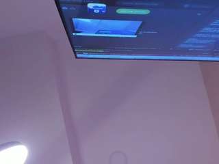 evazul live cam preview