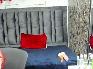Sara-Naugty live cam preview