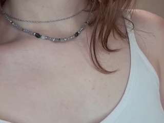 AlysonBetha live cam preview