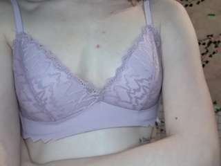 AlysonBetha live cam preview