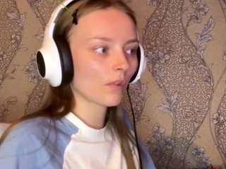 deettabrokaw's live room