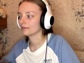 deettabrokaw's live room