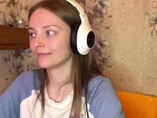 deettabrokaw's live room