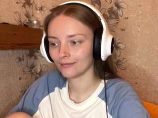 deettabrokaw's live room