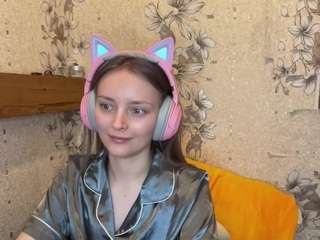 Monika live cam preview