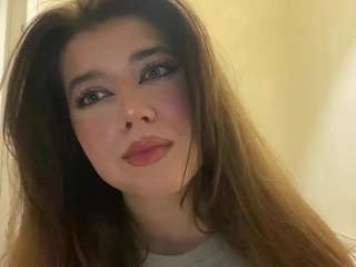 Emma live cam preview