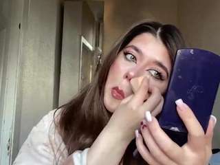 Emma live cam preview