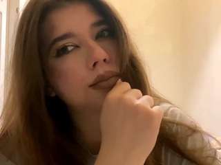Emma live cam preview