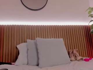 charlotte-13x live cam preview