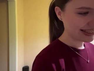 Nana live cam preview