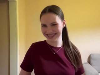 Nana live cam preview