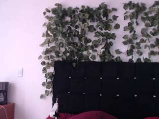 scarletthott69 live cam preview
