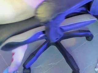 agatha-swam live cam preview