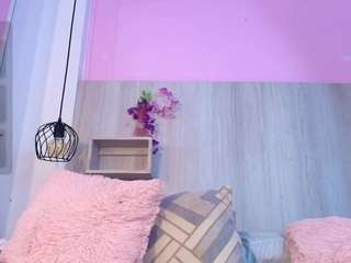 Alana-Limaa live cam preview